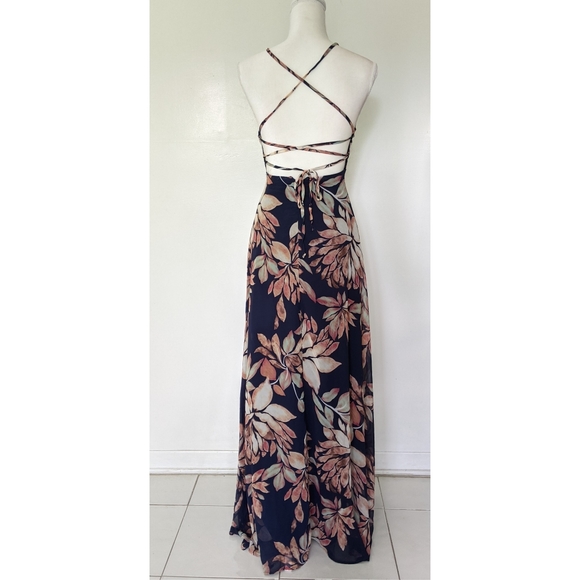 Lulu's Adventure Seeker floral maxi dress - Picture 12 of 13